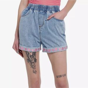 Hot Topic Sweet Society Strawberry Embroidered Mom Shorts - Small